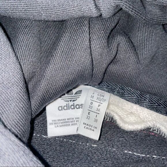 🚨 3 for $25 - ADIDAS Legacy Cropped Hoodie - Picture 6 of 13